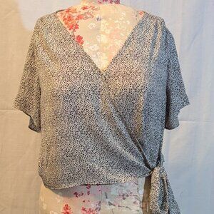 Lush Ranya Faux Wrap Cropped Blouse Black and White EUC Stitch Fix